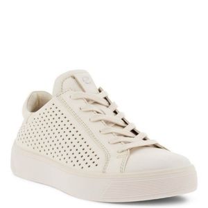 ECCO STREET TRAY LEATHER LIMESTONE LACED SHOES